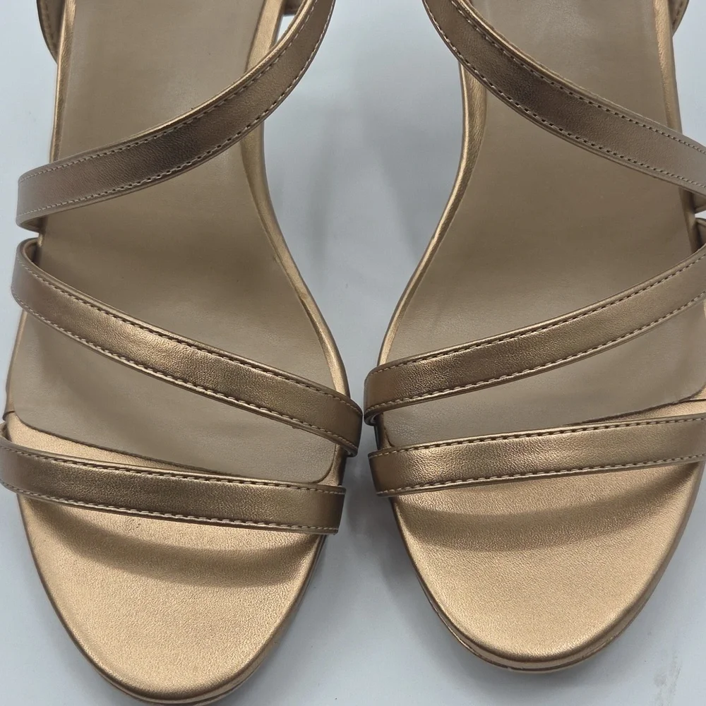 Elegant Naturalizer Bronze Strappy Heels - Picture 15 of 16